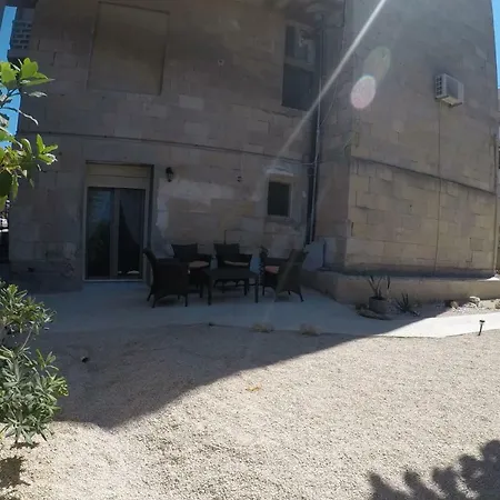 Aegean Stone House Апартаменти
